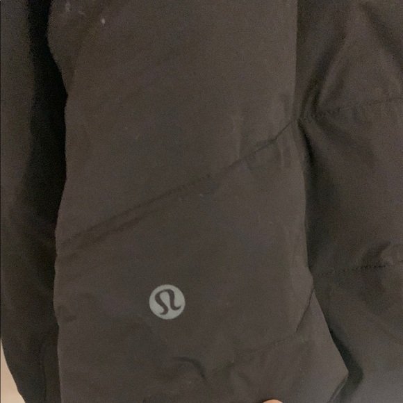 Lululemon Down For It All Athletic Black Jacket 10 - Picture 5 of 11